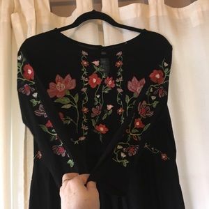 Floral Embroidered Tunic/ Blouse